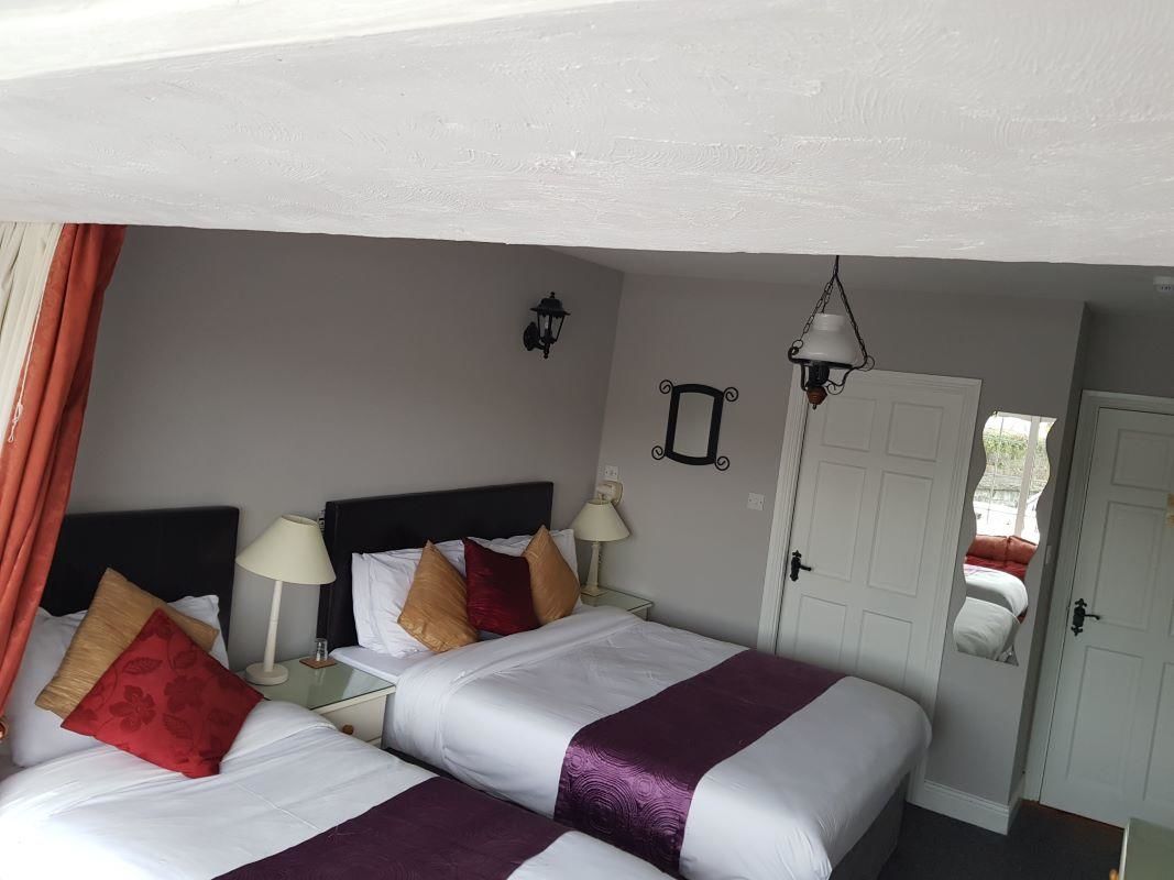 Гостевой дом The Rivers Edge Guest House Киллорглин